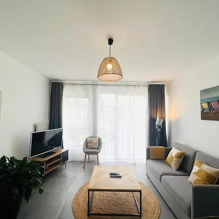 Le Sunlight - T3 Moderne Et Ensoleille Apartment *